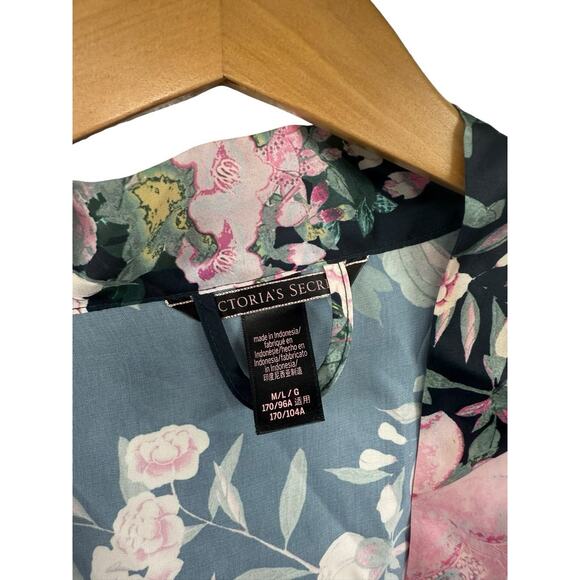 Victoria’s Secret Navy Blue Floral Satin Ruffle Sleeve Short Robe Lingerie M/L - Picture 3 of 7